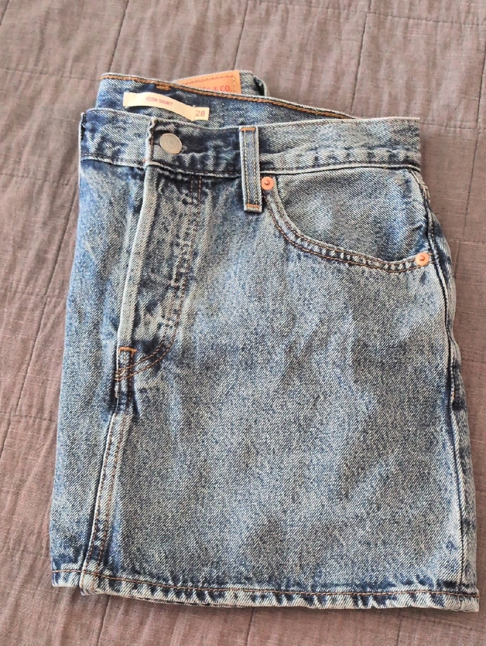 Levi's Icon Denim Skirt